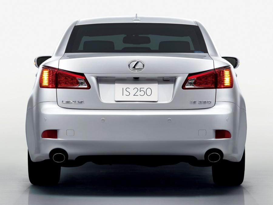 Lexus IS250 2008 года  (JP) (фото 7 из 10)